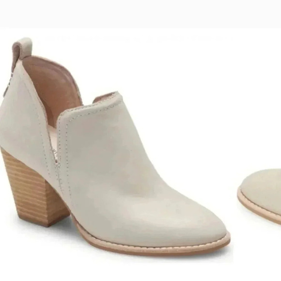 Jeffrey Campbell Rosalee Western Inspired Leather Stacked Heel Ankle Booties(10) - Picture 5 of 10